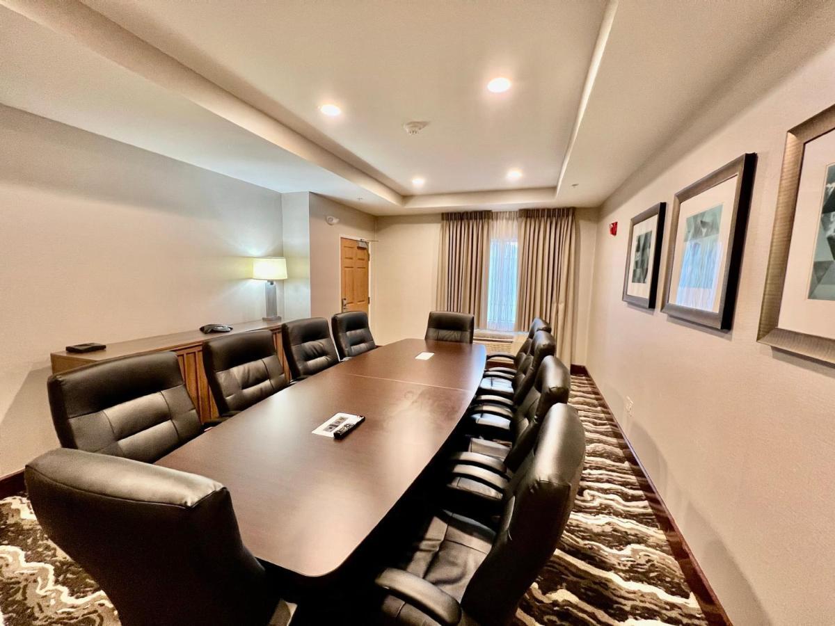 Staybridge Suites Detroit-Novi By Ihg Exterior photo